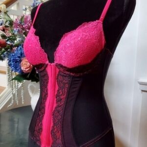 Bra Corset Lace Rhinestone Fuchsia And Black